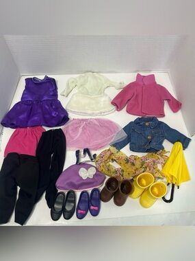 NEWBERRY 18” doll clothes lot #2 Stella & Finn